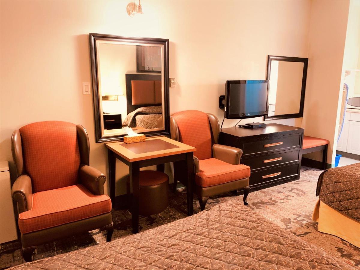 Red Carpet Inn & Suites Calgary Extérieur photo